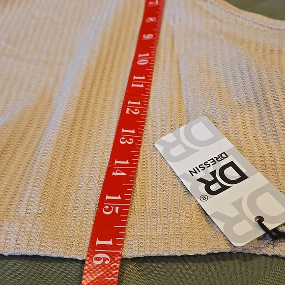 Dressin 2pc Ribbed Fabric Racerback Crop Top & Shorts / Drawstring Women size XL - Picture 6 of 14